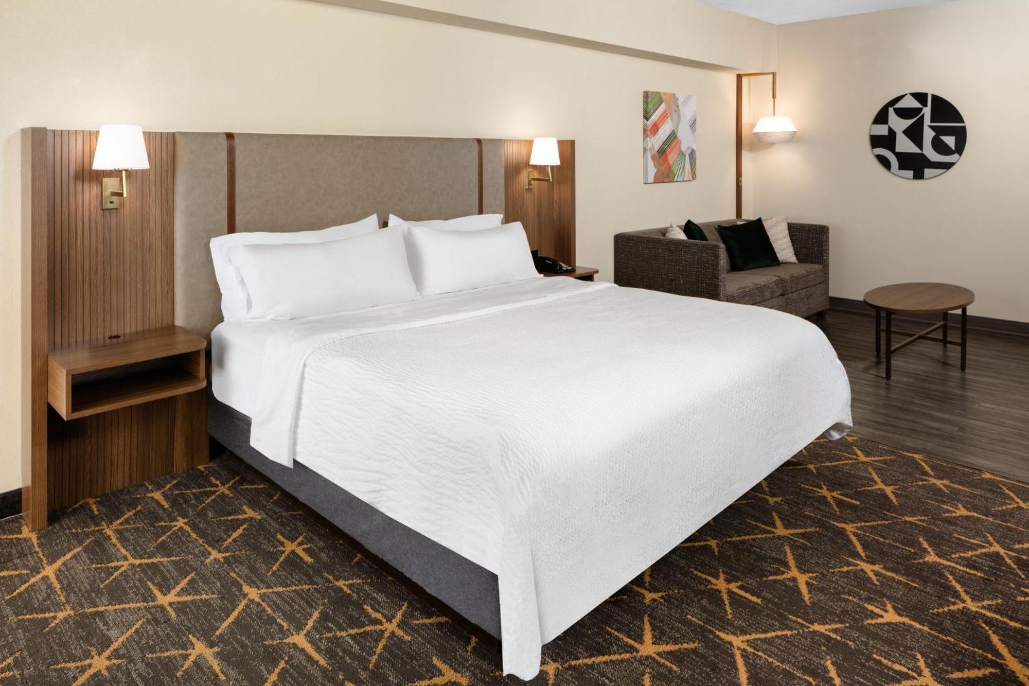Holiday Inn & Suites Springfield-I-44 By Ihg Exterior photo