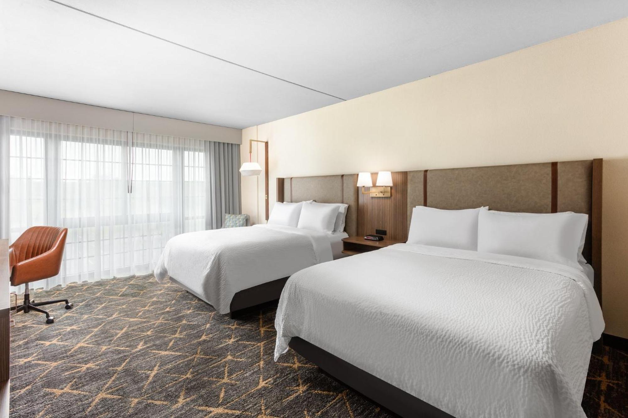 Holiday Inn & Suites Springfield-I-44 By Ihg Exterior photo